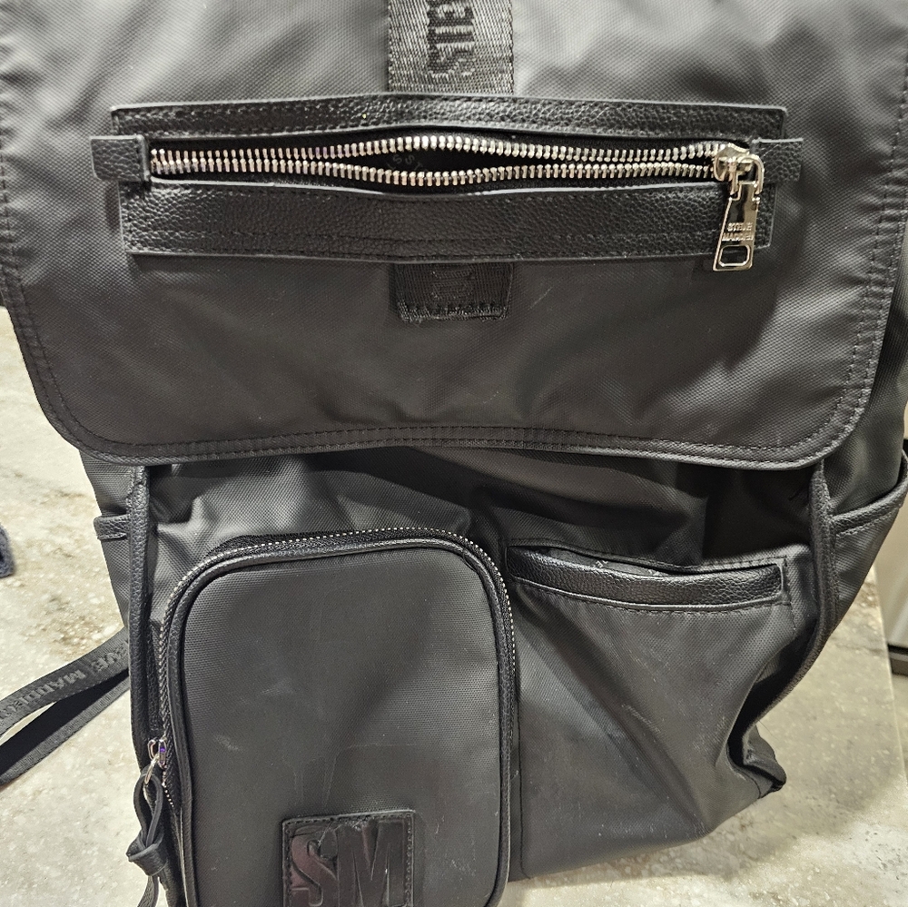 Steve maddens back pack